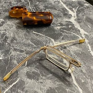 Fancy foldable slim glass frame golden color